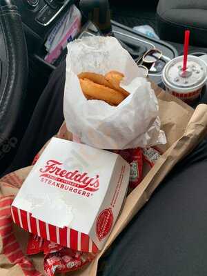 Freddy's Frozen Custard & Steakburgers