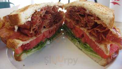 Ye Ole Fashioned Ice Cream & Sandwich Cafe