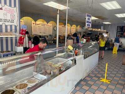 Ye Ole Fashioned Ice Cream & Sandwich Cafe