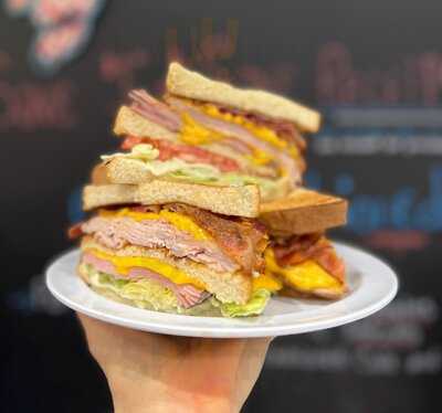 Ye Ole Fashioned Ice Cream & Sandwich Cafe