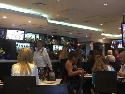 Angelo Elia Pizza, Bar, Tapas