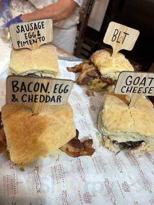 Callie's Hot Little Biscuit