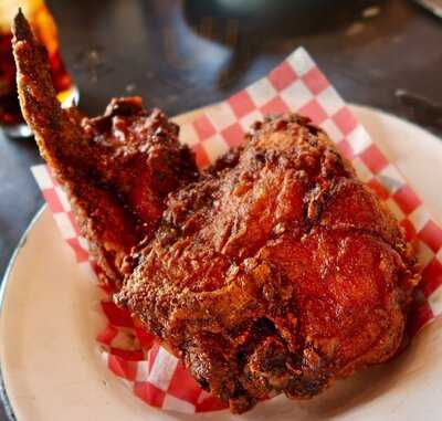 Leon's Fine Poultry & Oysters