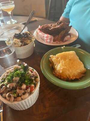 Leon's Fine Poultry & Oysters