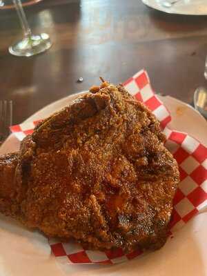 Leon's Fine Poultry & Oysters