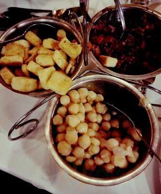 Grinnell's Restaurant