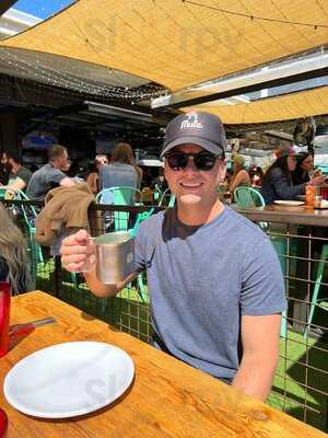 The Siesta Key Oyster Bar