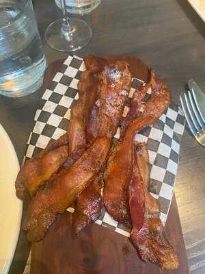 Chroma Modern Bar + Kitchen