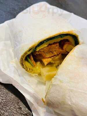 Tucker & Bevvy Picnic Food