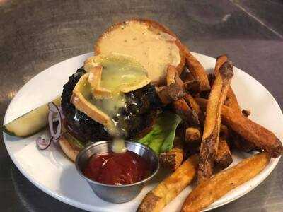 Pub 32 Irish Gastropub