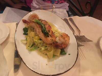 Mama Della's Ristorante