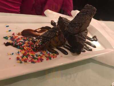 Mama Della's Ristorante