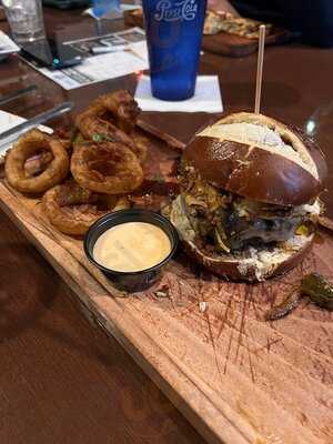 Teak Neighborhood Grill