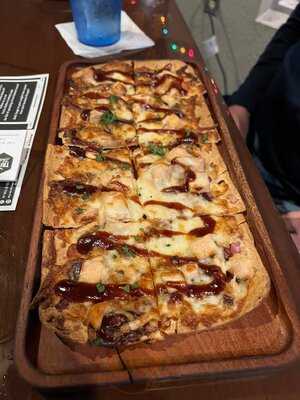 Teak Neighborhood Grill