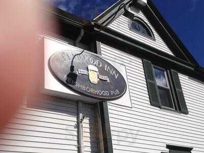 Elmwood Inn