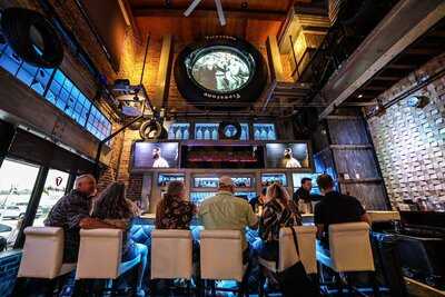 The Firestone Grill Room, Martini Bar & Skybar