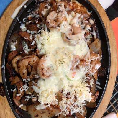 Monte Alban Mexican Grill