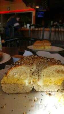 Olde World Bagel & Deli