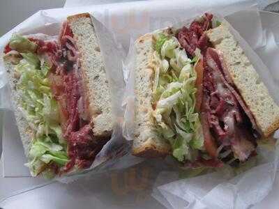 Harry G's Ny Deli & Cafe