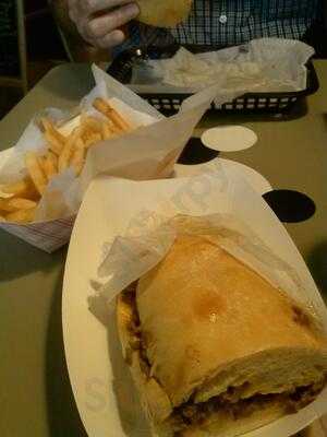 Harry G's Ny Deli & Cafe