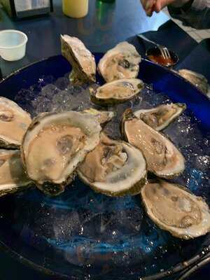 Lee & Rick's Oyster Bar