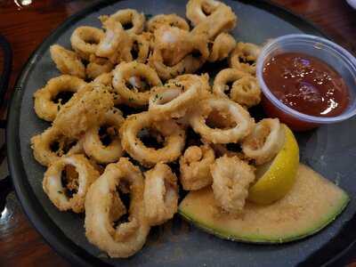 Alice Sweetwaters Bar & Grille