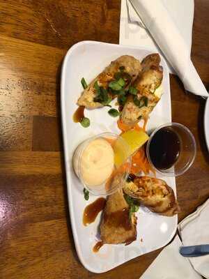 Alice Sweetwaters Bar & Grille