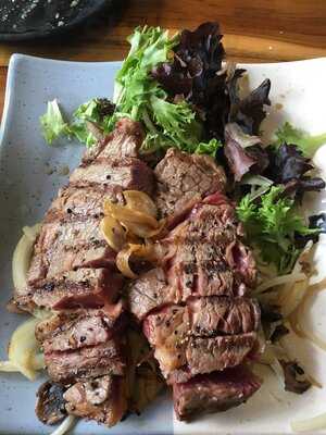 Doraku Sushi Waikiki