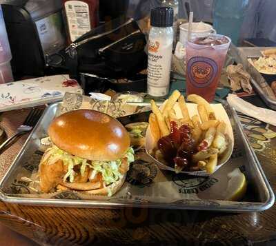 Captain Curt's Crab & Oyster Bar