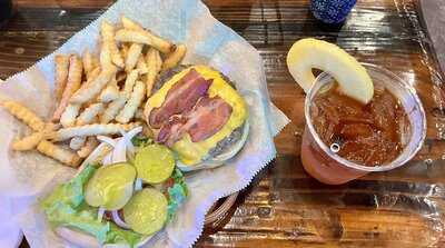 Cuckoo Coconuts Waikiki