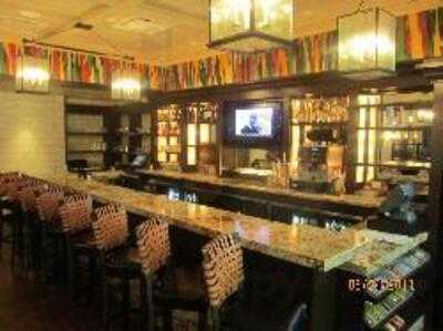 White Oak Kitchen + Drinks