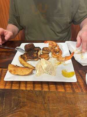 Captain Brian's Seafood Market & Restaurant