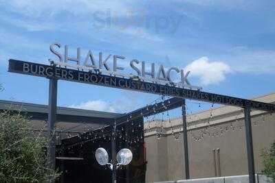 Shake Shack I-drive