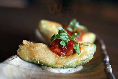 American Kitchen Bar And Grill