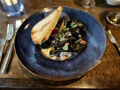 Deep Blu Seafood Grille