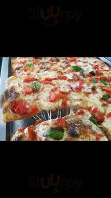 Luna Rossa Osteria Italiana