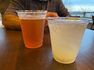 Geyser Point Bar & Grill