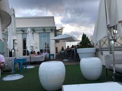 Eleve Rooftop Restaurant & Lounge