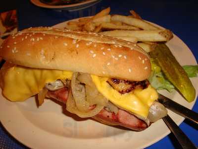 Phillippi Creek Village Restaurant & Oyster Bar