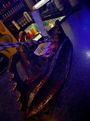 Trader Sam's Grog Grotto