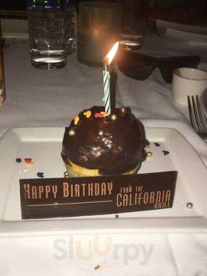 California Grill Lounge