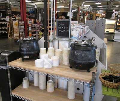 Hart's Local Grocers