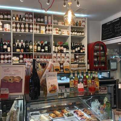 Paolo's Gelato & Gourmet