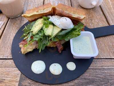 Bullig Coffee And Bites