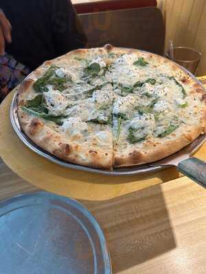 D'allesandro's Pizza