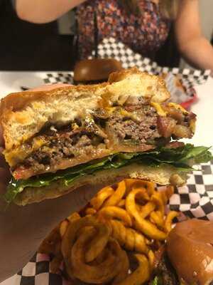 Stanton's City Bites