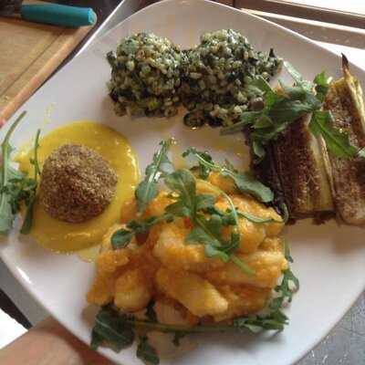 Good Earth Organic Eatery