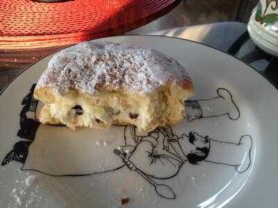 Salvatore's Old Fashioned Pizzeria