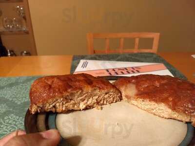 Salvatore's Old Fashioned Pizzeria