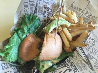 Teddy's Bigger Burger